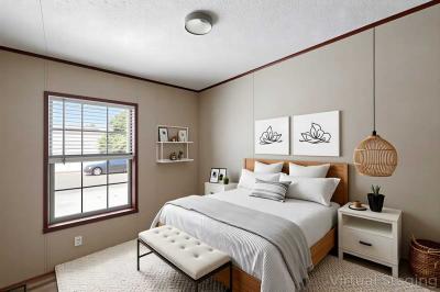 Photo 5 of 19 of home located at 2607 Thornbury Lane Almont, MI 48003