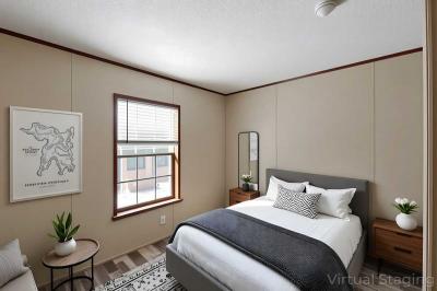 Photo 4 of 18 of home located at 2803 Viewfield Lane Almont, MI 48003