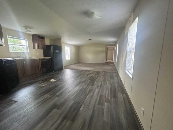 2015 Clayton Mobile Home For Rent