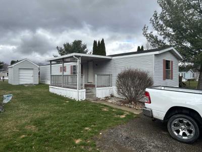 Photo 2 of 13 of home located at 783 Ascot Circle Almont, MI 48003
