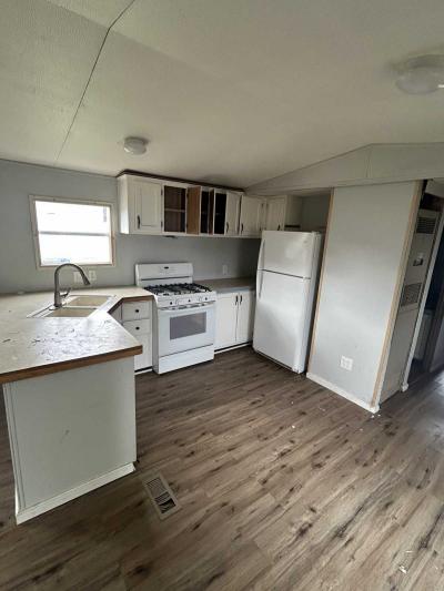 Photo 4 of 13 of home located at 783 Ascot Circle Almont, MI 48003
