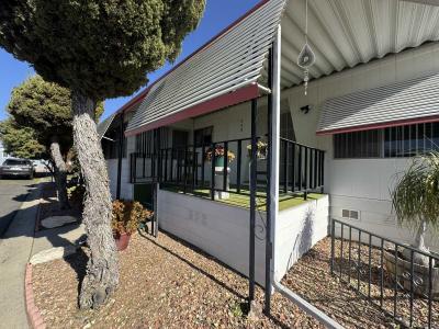 Photo 3 of 40 of home located at 5001 W Florida Ave Hemet, CA 92545