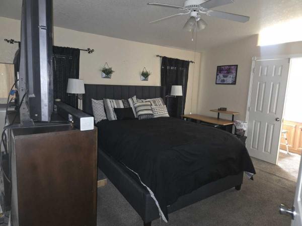 2002 Schult Schult Manufactured Home