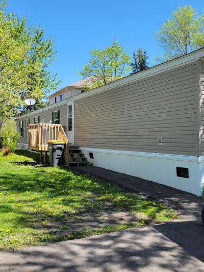 Photo 2 of 6 of home located at 208 Mozart Ave Mankato, MN 56001
