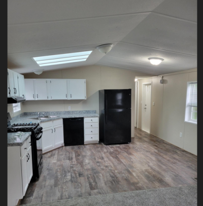 Photo 3 of 6 of home located at 208 Mozart Ave Mankato, MN 56001