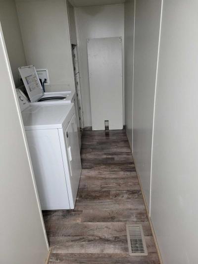 Photo 4 of 6 of home located at 208 Mozart Ave Mankato, MN 56001