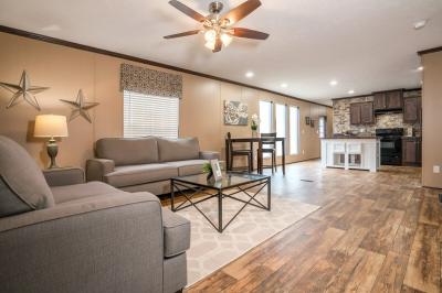 Photo 4 of 5 of home located at 616 Aspen Dr Old Monroe, MO 63369