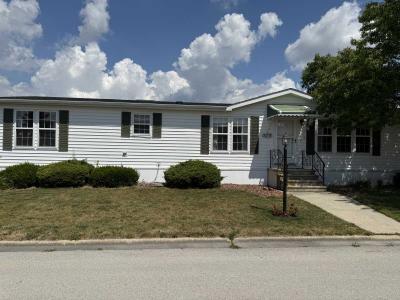 Photo 2 of 26 of home located at 22737 S. Ridge Ln Frankfort, IL 60423
