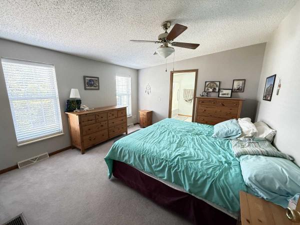 1993 SHAMROCK REGENCY Manufactured Home
