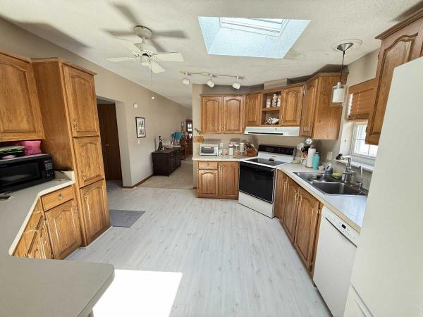1993 SHAMROCK REGENCY Manufactured Home