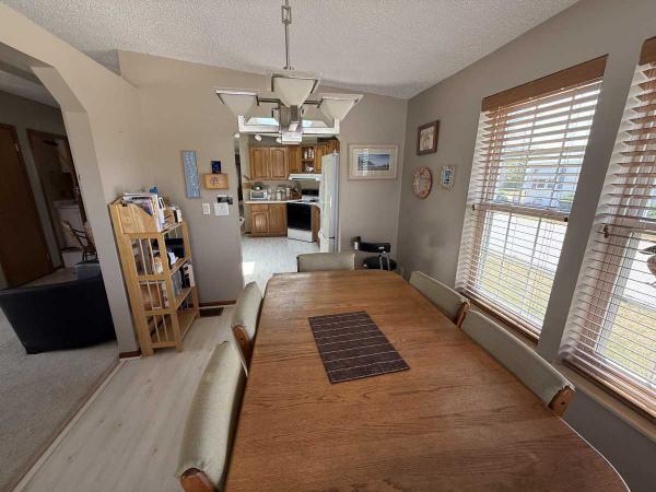1993 SHAMROCK REGENCY Manufactured Home
