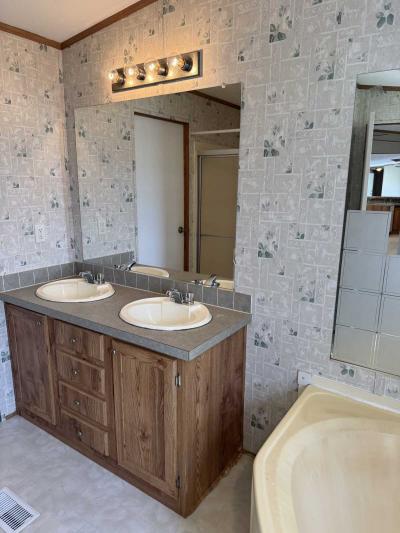 Photo 5 of 7 of home located at 481 Aspen Dr Old Monroe, MO 63369