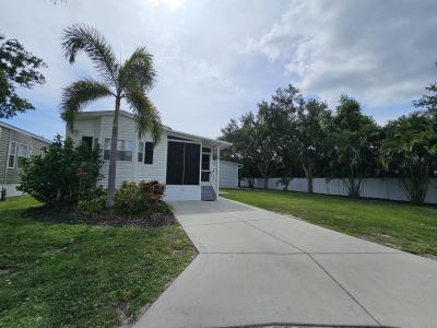 Photo 2 of 15 of home located at 7125 Fruitville Rd 1487 Sarasota, FL 34240