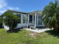 1989 Tropical Manufactured Home