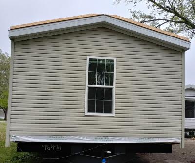 Mobile Home at 2924 Scotland Dr Lot Sc2924 Columbus, IN 47203