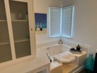 1989 Tropical Manufactured Home