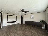 2019 Fleetwood 240EG28563X Mobile Home