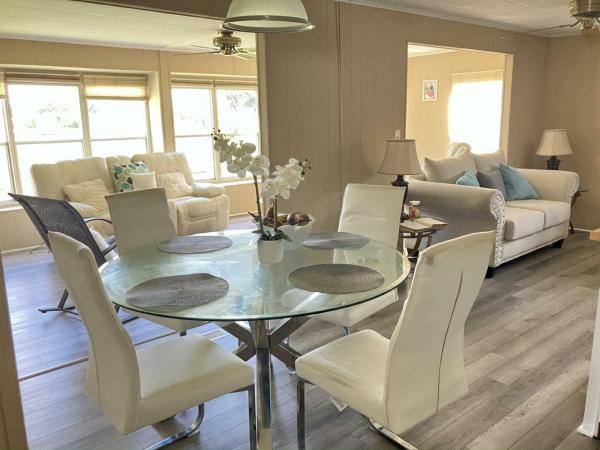 1981 TWIN Manufactured Home