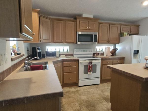 2005 Skyline 7228-CT Mobile Home