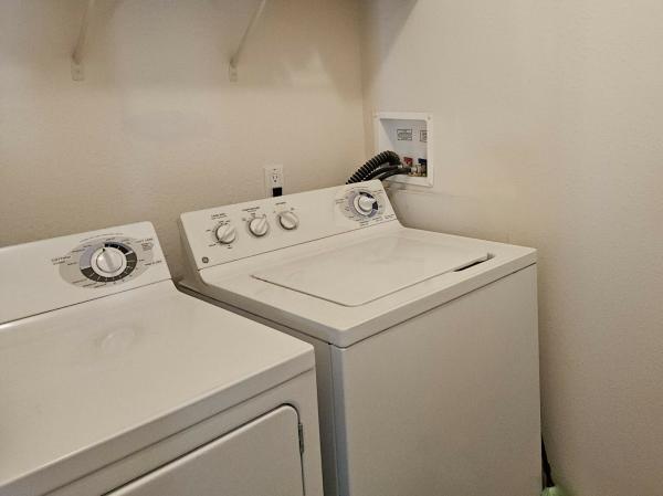 2005 Skyline 7228-CT Mobile Home