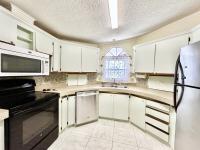 1989 SUNM N13408A/B Mobile Home
