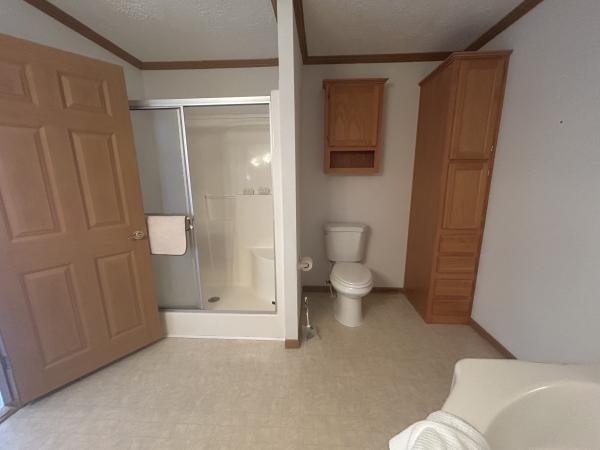 2002 Redman IND 143T4828 Mobile Home