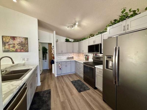 2007 Champion Manufactured Home