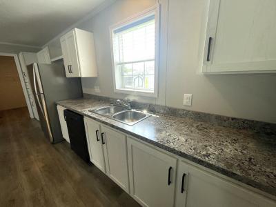 Photo 2 of 8 of home located at 69 Ashley Circle #69 Swartz Creek, MI 48473