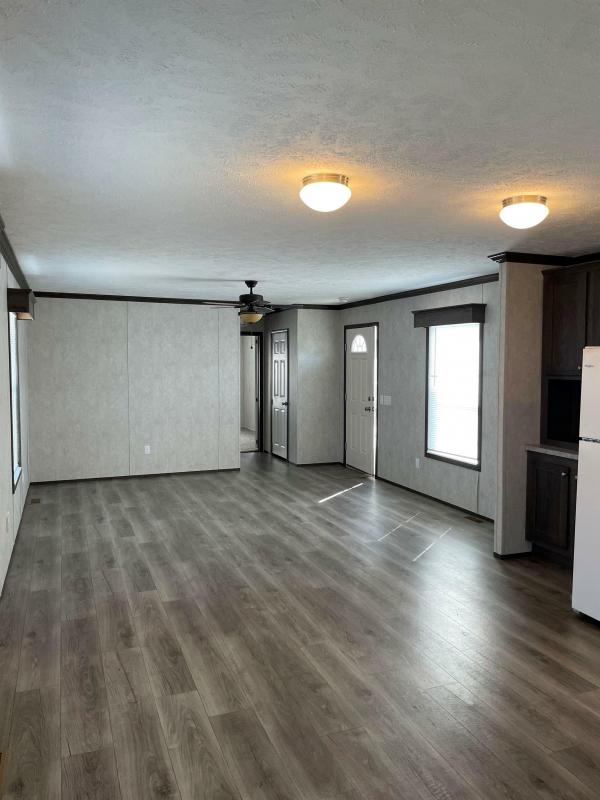 2023 Eagle River  LC-70S999-C  Home