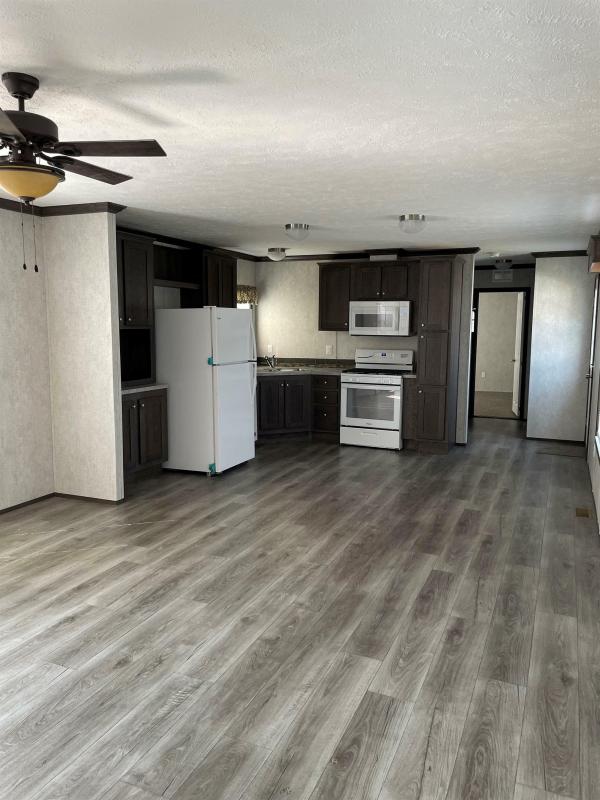 2023 Eagle River  LC-70S999-C  Home