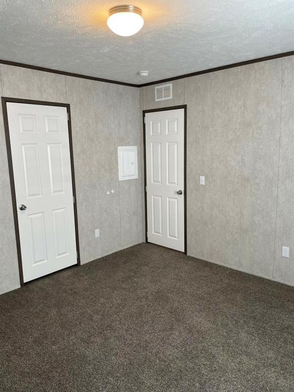 2023 Eagle River  LC-70S999-C  Home