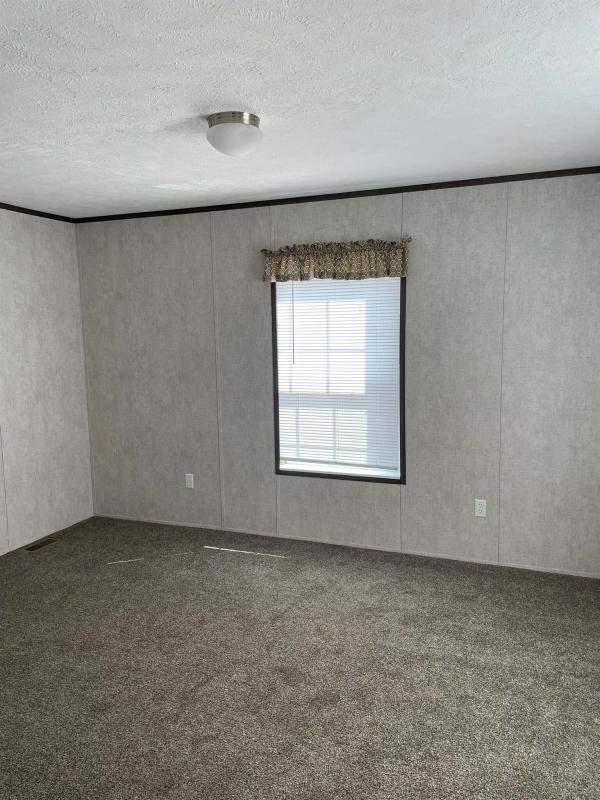 2023 Eagle River  LC-70S999-C  Home