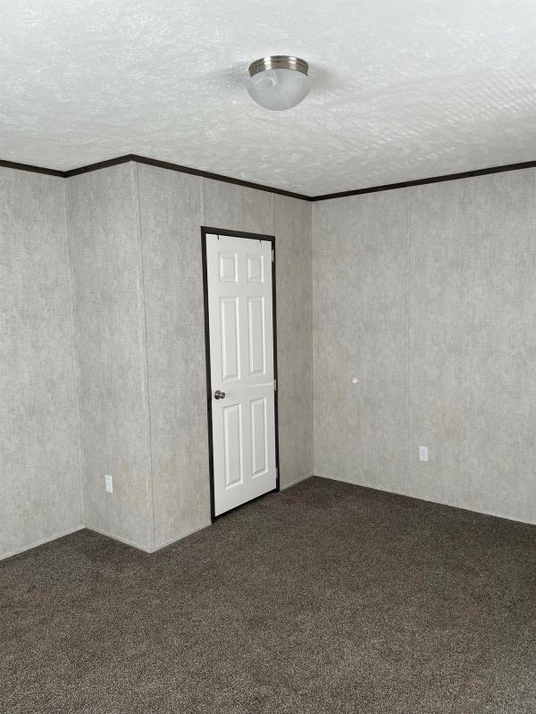 2023 Eagle River  LC-70S999-C  Home