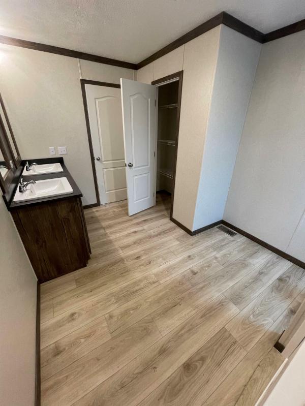 2024 Clayton 95PLH28523CH24  Home