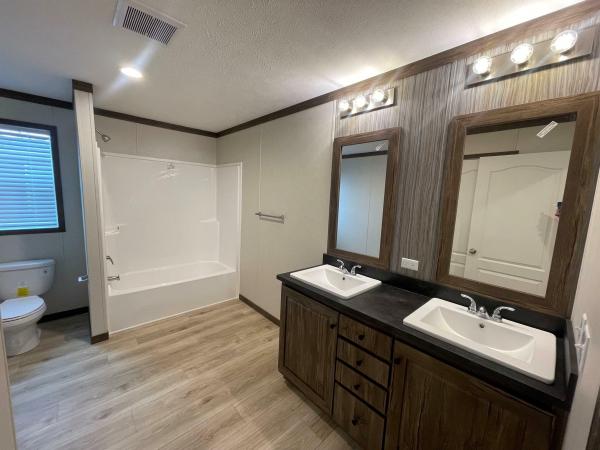 2024 Clayton 95PLH28523CH24  Home