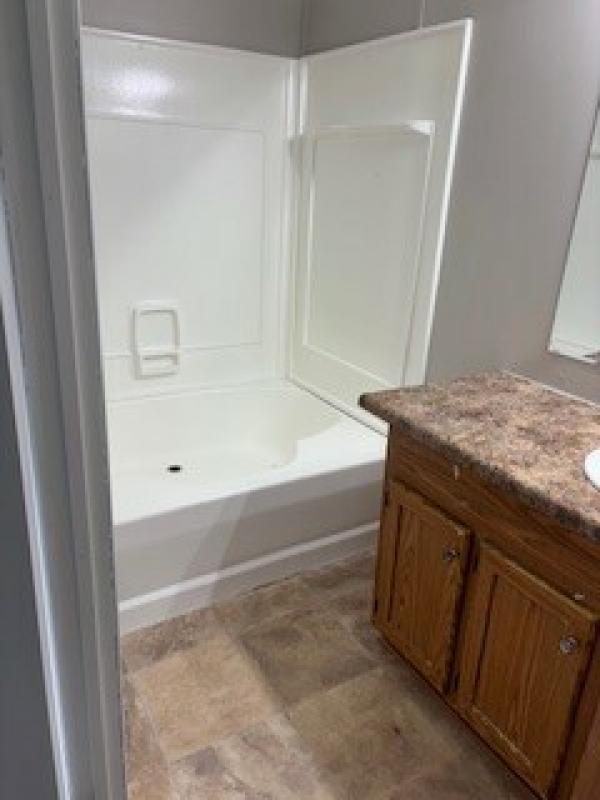1995 FLEETWOOD 765 676  Home