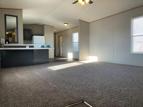 2005 Oak Creek Galaxy Mobile Home