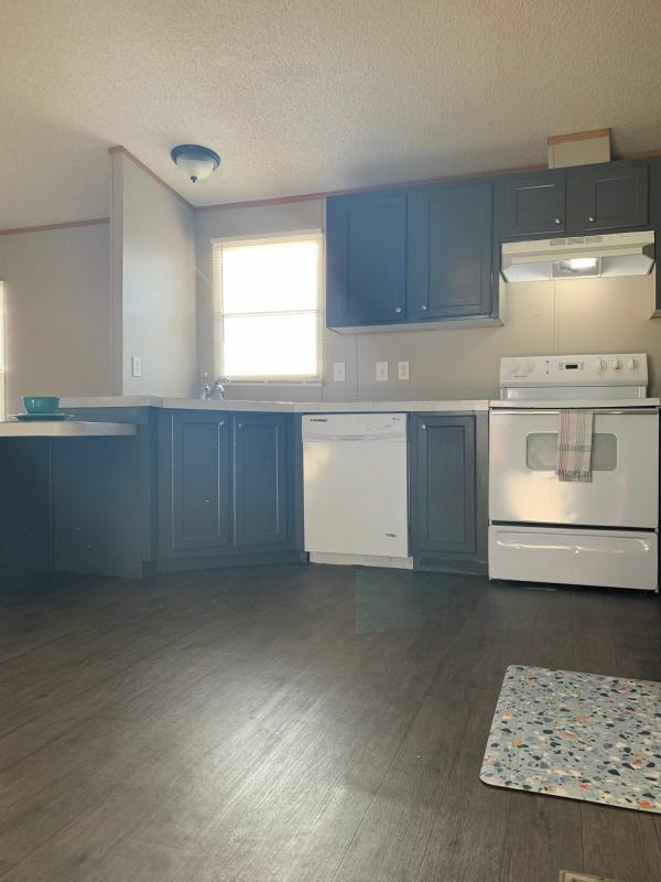 2005 Oak Creek Galaxy Mobile Home