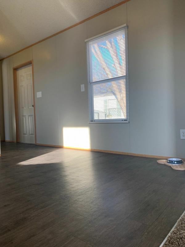 2005 Oak Creek Galaxy Mobile Home