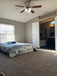 2005 Oak Creek Galaxy Mobile Home