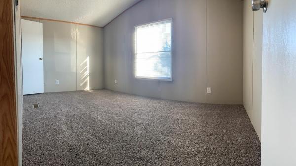 2005 Oak Creek Galaxy Mobile Home
