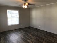 2021 Champion RA1670209 Mobile Home