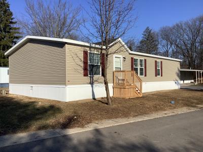 Mobile Home at 30 East Woodside Holland, OH 43528