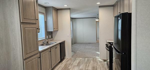 2023 Clayton (ZERH) Pulse 4824-E734  Home