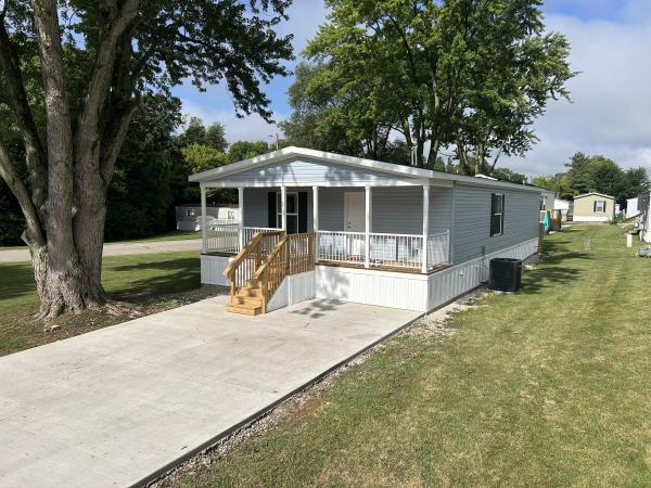 2025 Clayton 5628-E845P Pulse  Home