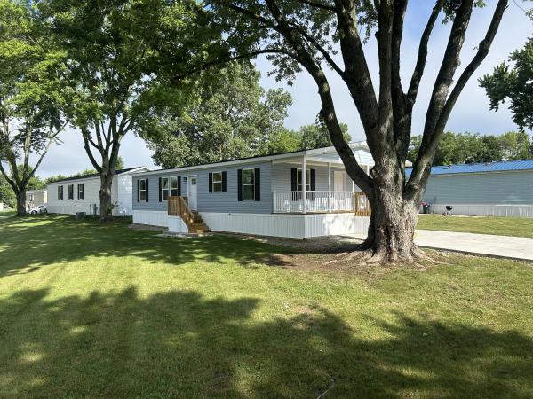 2025 Clayton 5628-E845P Pulse  Home