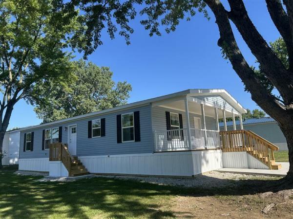 2025 Clayton 5628-E845P Pulse  Home