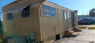 Mobile Home at 7403 46th Ave. N. Lot 207 Saint Petersburg, FL 33709