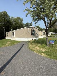 2025 Skyline LM-SW-6902 Mobile Home