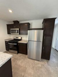 2025 Skyline LM-SW-6902 Mobile Home